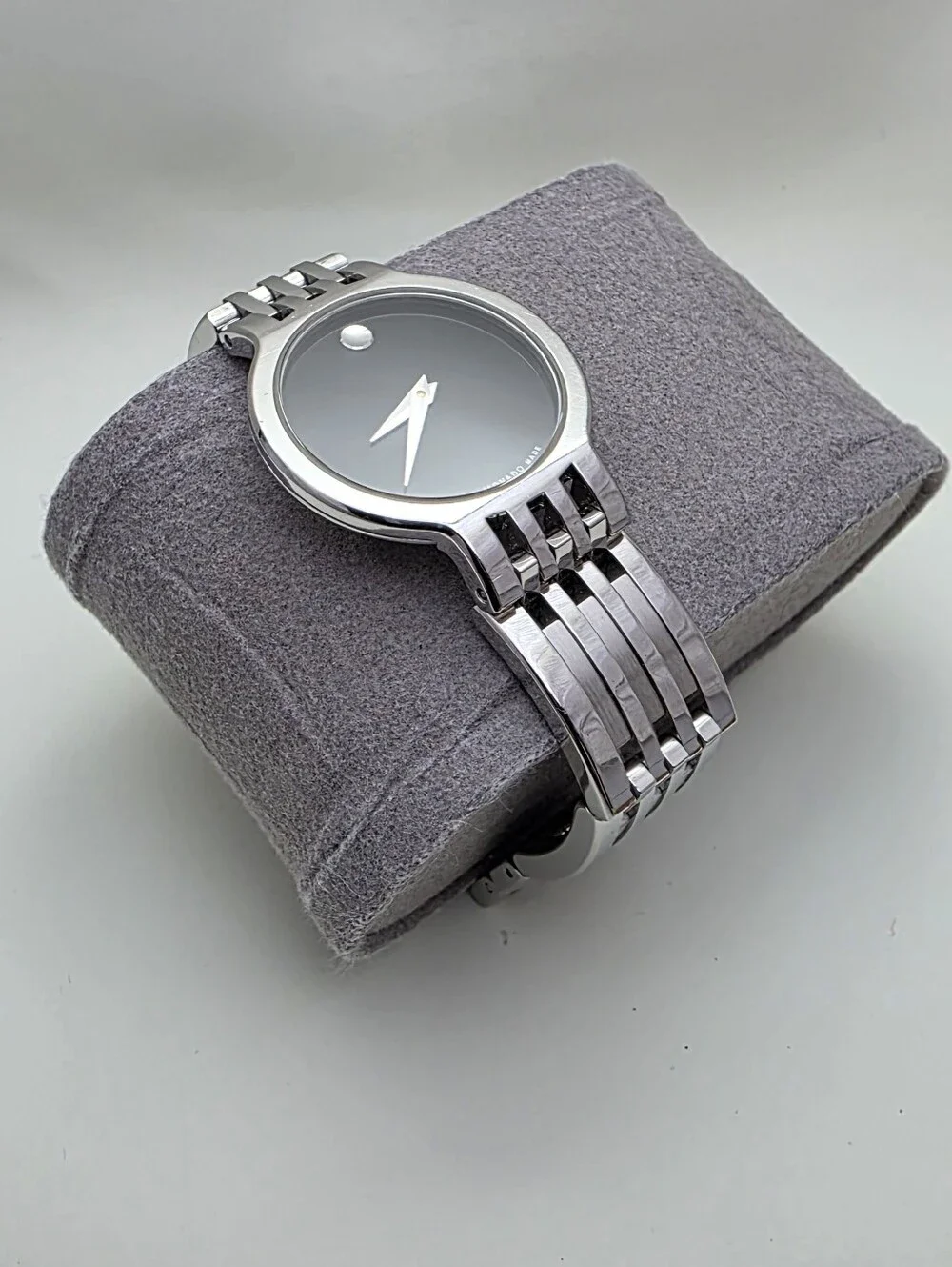 Movado Esperanza Silver-Men's/Ladies 28mm Stainless Steel Watch with Black Dial